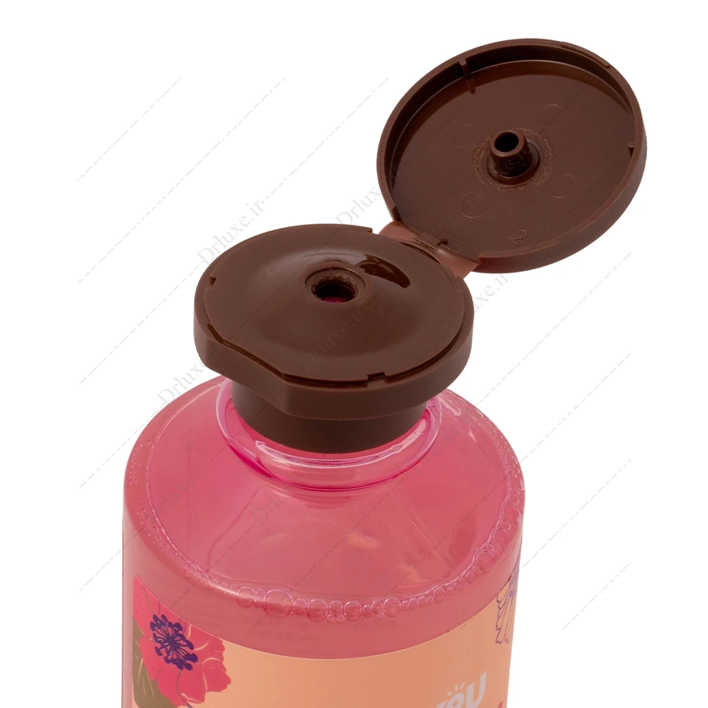 شامپو موی سر رز هیپ و روغن آووکادو ویت یو 300 میلی لیتر